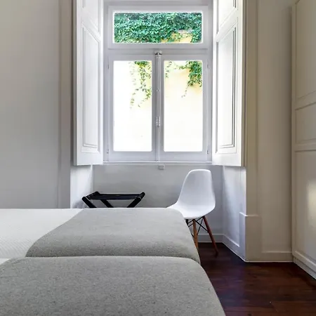 Plum Guide - Gallop Lisboa
